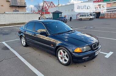 Седан BMW 3 Series 1999 в Коростене