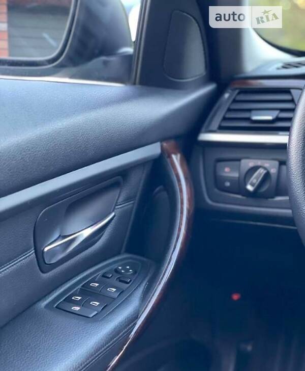 Седан BMW 3 Series 2014 в Львове