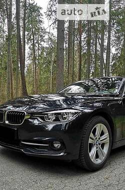 Седан BMW 3 Series 2014 в Львові