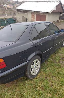 Седан BMW 3 Series 1995 в Львове