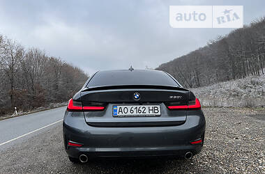 Седан BMW 3 Series 2019 в Виноградове