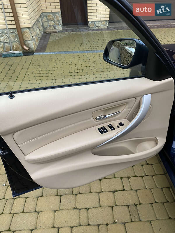 Универсал BMW 3 Series 2015 в Ровно