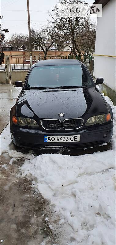 Седан BMW 3 Series 2004 в Берегово