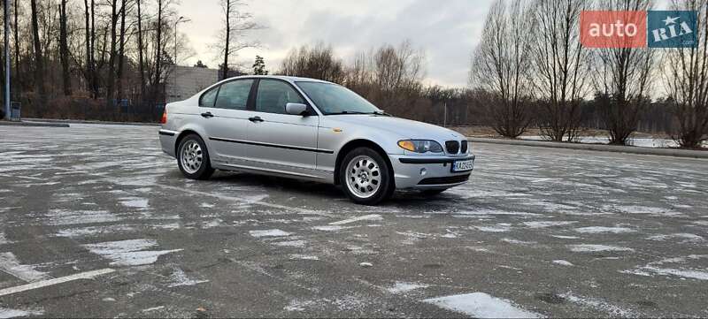 Седан BMW 3 Series 2002 в Києві