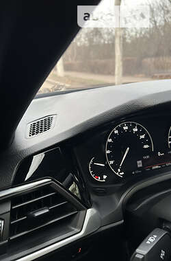 Седан BMW 3 Series 2019 в 