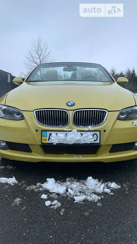 Кабриолет BMW 3 Series 2008 в Киеве