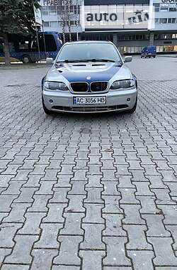 Седан BMW 3 Series 2004 в Черновцах