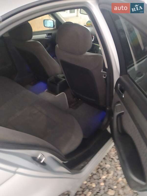 Седан BMW 3 Series 1999 в Киеве