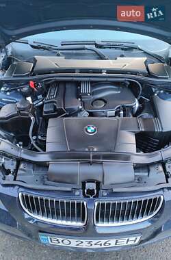 Универсал BMW 3 Series 2006 в  фото 24 Универсал BMW 3 Series 2006 в