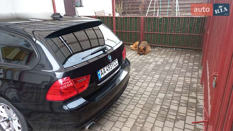 Універсал BMW 3 Series 2010 в Києві
