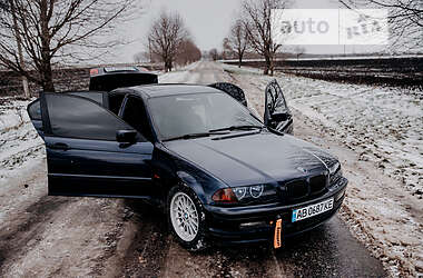 Седан BMW 3 Series 2001 в Виннице