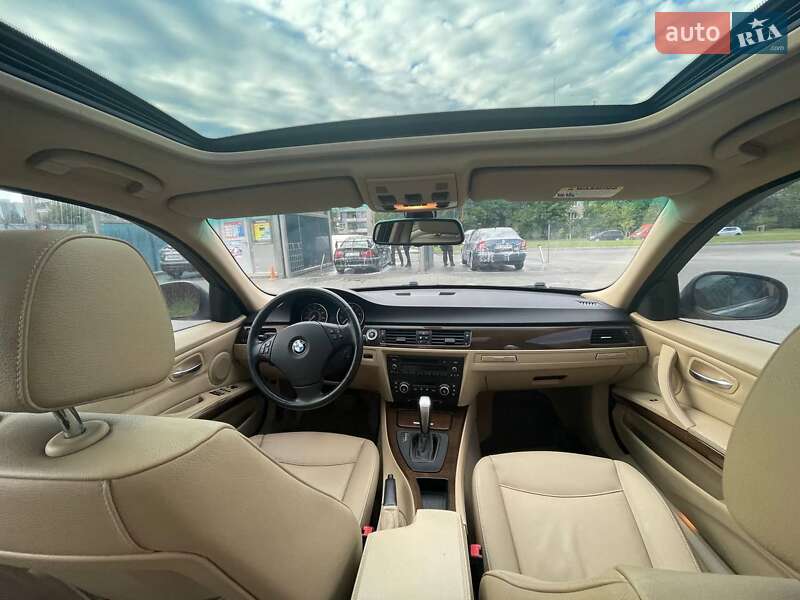Седан BMW 3 Series 2008 в Львове