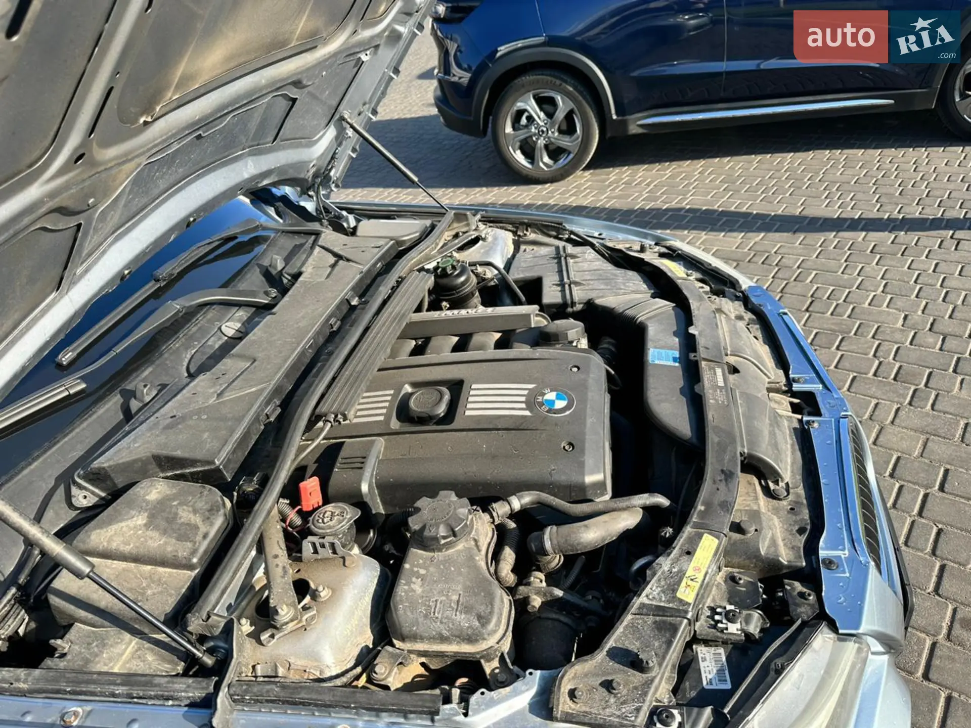 2010 BMW 3er - мініатюра 10