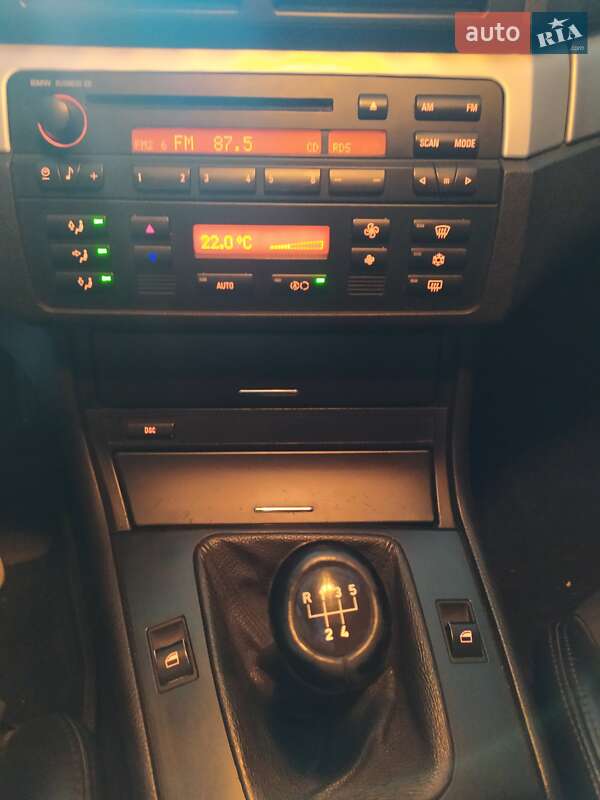 Седан BMW 3 Series 2003 в Першотравенську