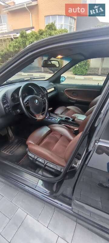Седан BMW 3 Series 1996 в Одессе