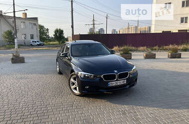 Седан BMW 3 Series 2015 в Одессе