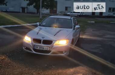 Универсал BMW 3 Series 2010 в Ровно