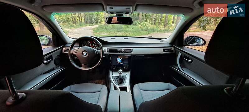 Универсал BMW 3 Series 2008 в Чернигове фото 4 Универсал BMW 3 Series 2008 в Чернигове