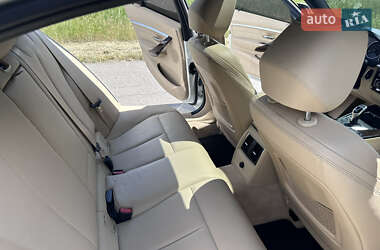 Седан BMW 3 Series 2015 в 