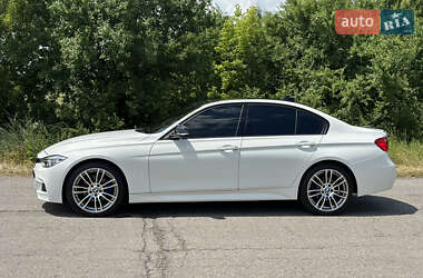 Седан BMW 3 Series 2015 в 