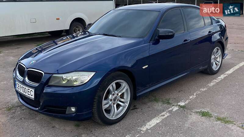 Седан BMW 3 Series 2010 в Нежине
