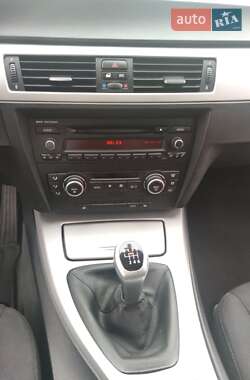 Седан BMW 3 Series 2007 в 