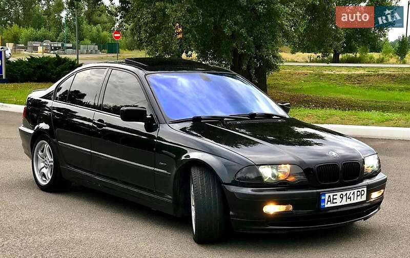 Седан BMW 3 Series 2000 в Павлограді