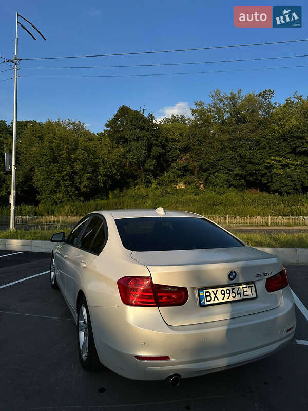 Седан BMW 3 Series 2013 в Киеве