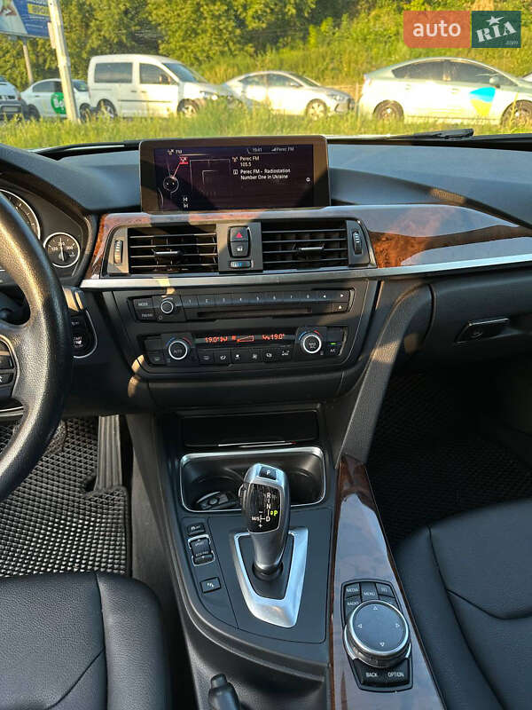 Седан BMW 3 Series 2013 в Киеве