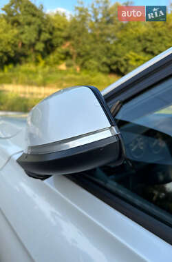 Седан BMW 3 Series 2013 в 