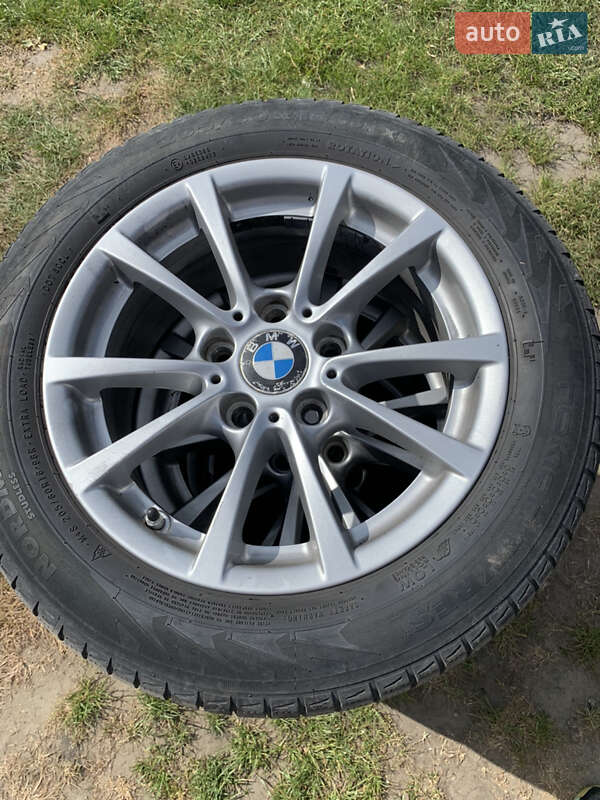 Седан BMW 3 Series 2015 в Виннице