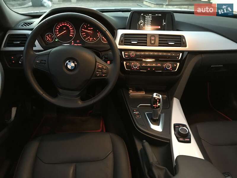 Седан BMW 3 Series 2017 в Вінниці