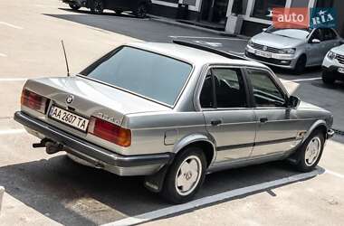 Седан BMW 3 Series 1986 в Киеве