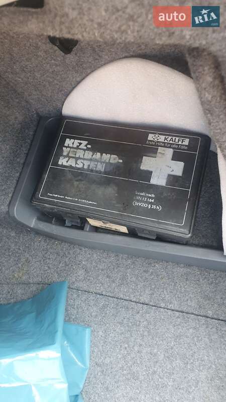 Седан BMW 3 Series 2009 в Тячеве