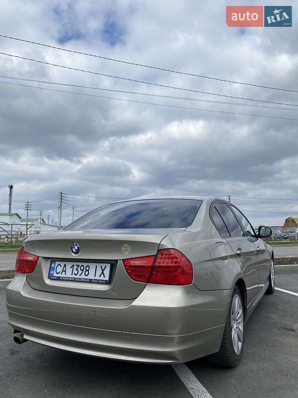 Седан BMW 3 Series 2010 в Умані фото 2 Седан BMW 3 Series 2010 в Умані