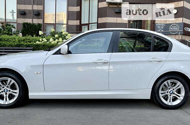 Седан BMW 3 Series 2011 в Киеве