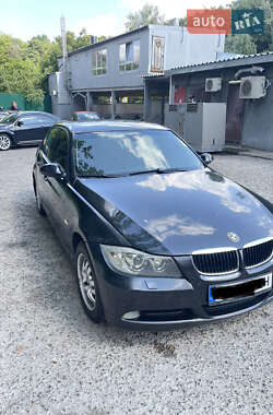 Седан BMW 3 Series 2005 в 