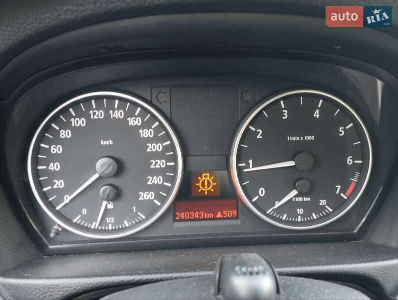 Седан BMW 3 Series 2005 в Знам'янці