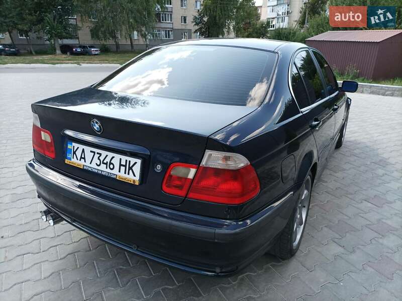 Седан BMW 3 Series 1999 в Маньковке