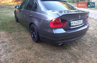 Седан BMW 3 Series 2006 в Шполе
