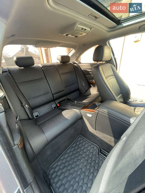 Купе BMW 3 Series 2011 в Згуровке