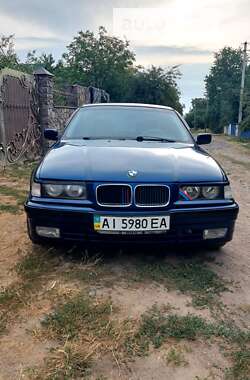 Седан BMW 3 Series 1993 в Богуславе