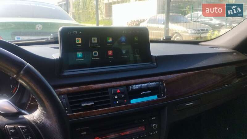 Седан BMW 3 Series 2009 в Львове