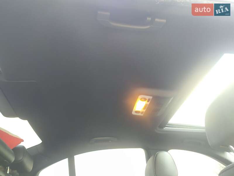 Седан BMW 3 Series 2009 в Львове