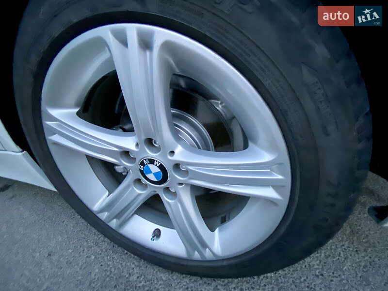 Седан BMW 3 Series 2013 в Ивано-Франковске
