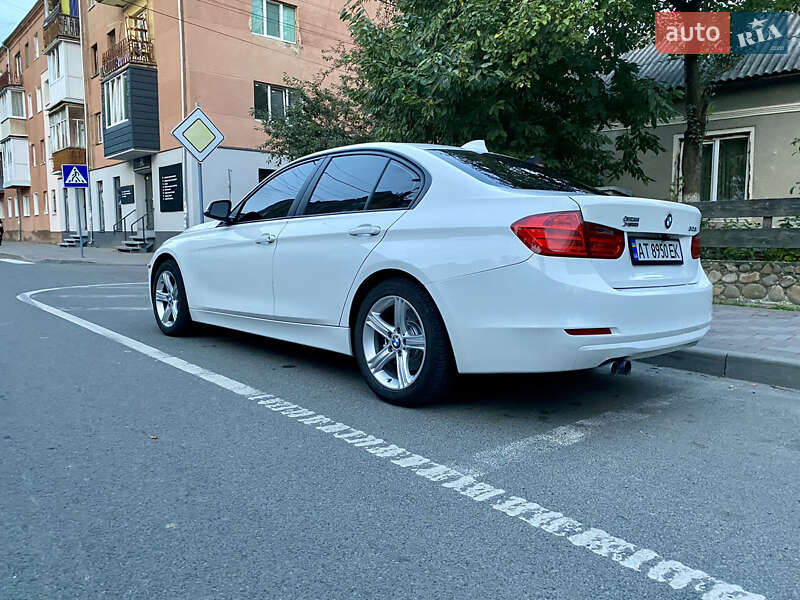 Седан BMW 3 Series 2013 в Ивано-Франковске