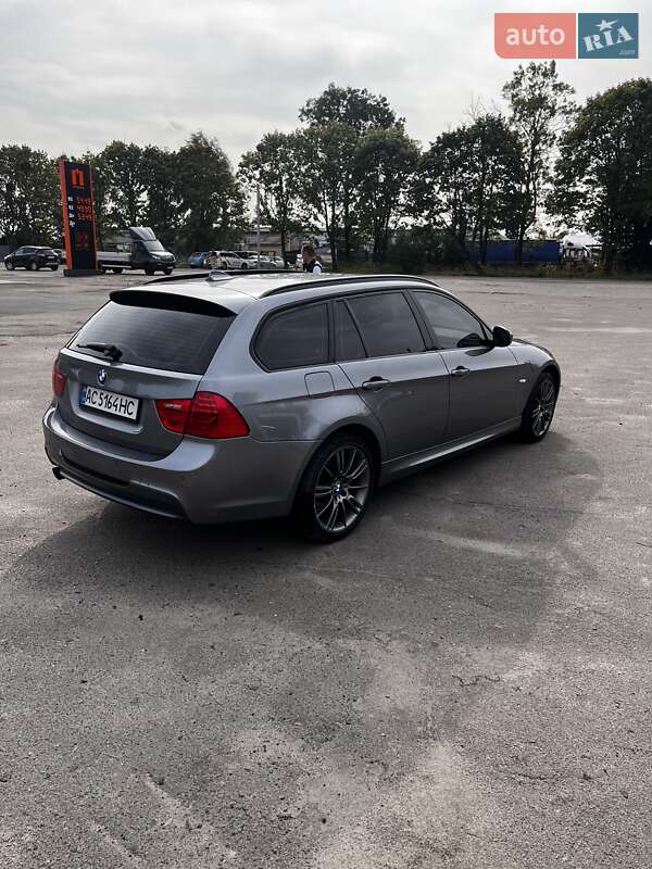 Универсал BMW 3 Series 2011 в Нововолынске
