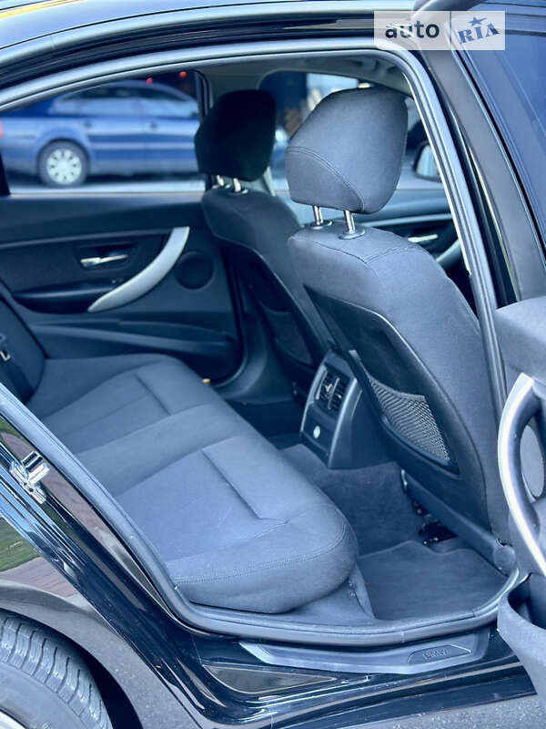 Седан BMW 3 Series 2012 в Києві