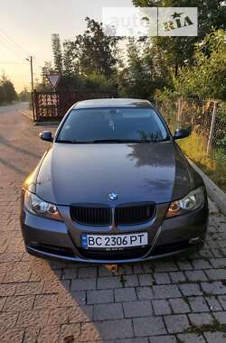 Седан BMW 3 Series 2005 в Львове