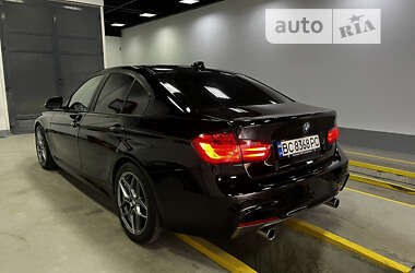 Седан BMW 3 Series 2013 в Львові